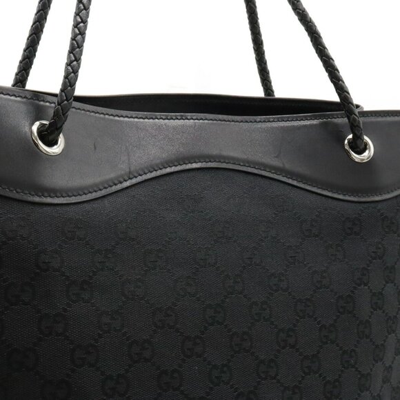 GUCCI Black Leather Shoulder Bag - Picture 8 of 9